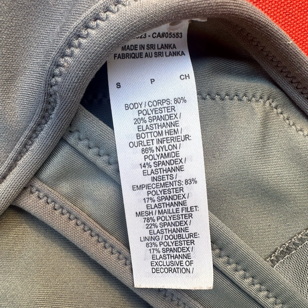 Nike Top - Picture 3 of 3